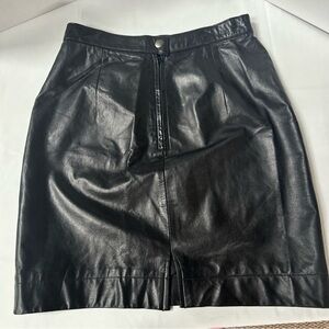 Georgetown Leathers VTG Black Leather Lined Skirt Zip & Snap closure Sz 9/10-EUC